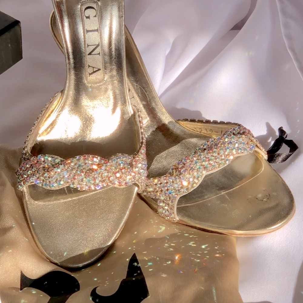 Gina Austrian Crystal & Leather Sandals Lady 6.5